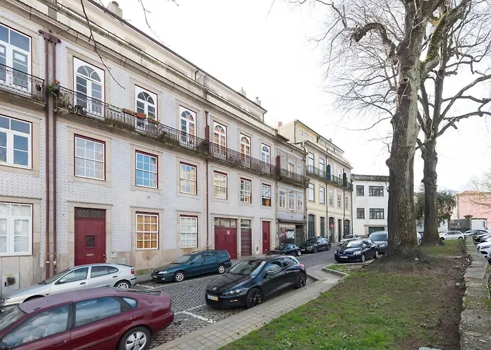 Lovelystay - The Porto Getaway W/ Free Parking
